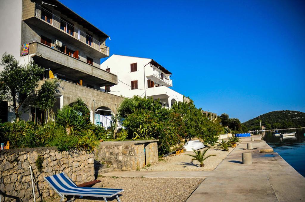 Apartments Adrialuka Dubrava  Buitenkant foto