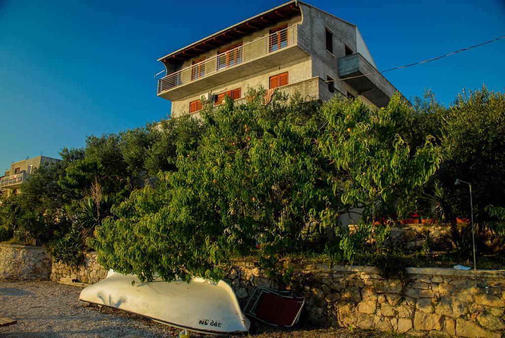 Apartments Adrialuka Dubrava  Buitenkant foto