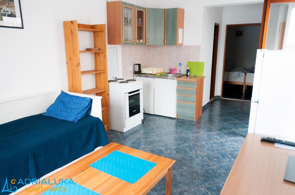 Apartments Adrialuka Dubrava  Buitenkant foto