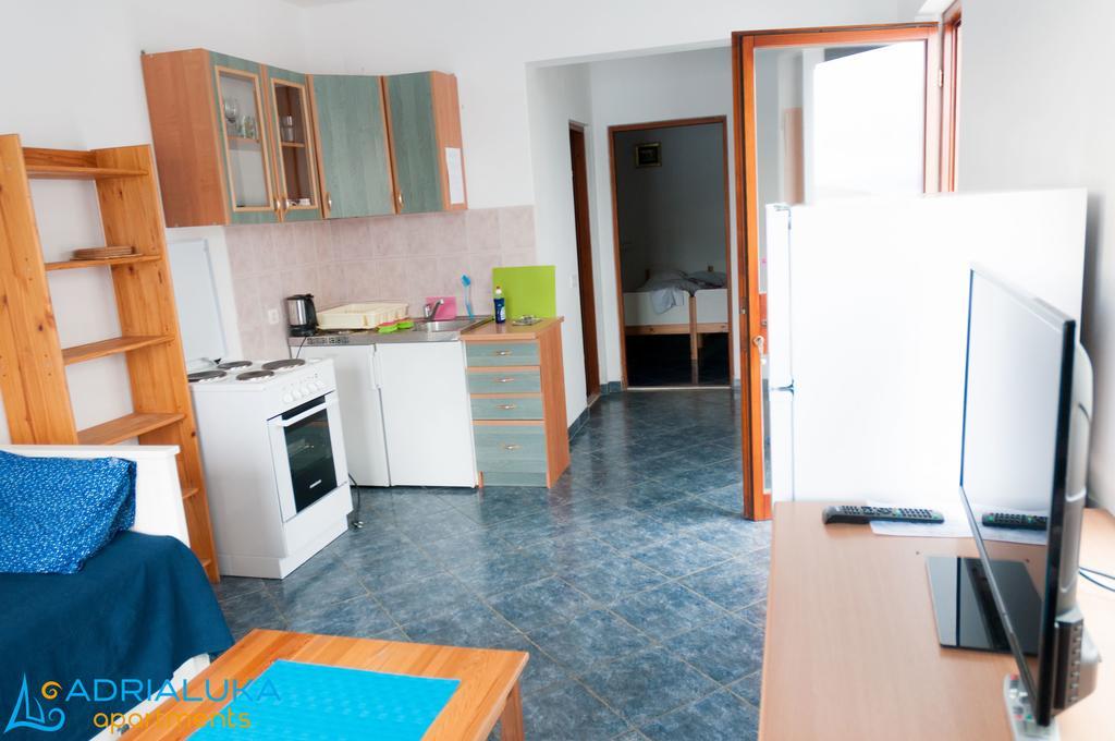 Apartments Adrialuka Dubrava  Buitenkant foto