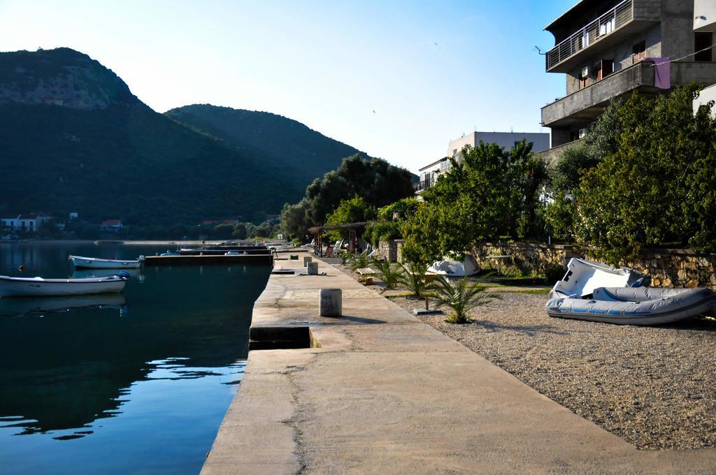 Apartments Adrialuka Dubrava  Buitenkant foto